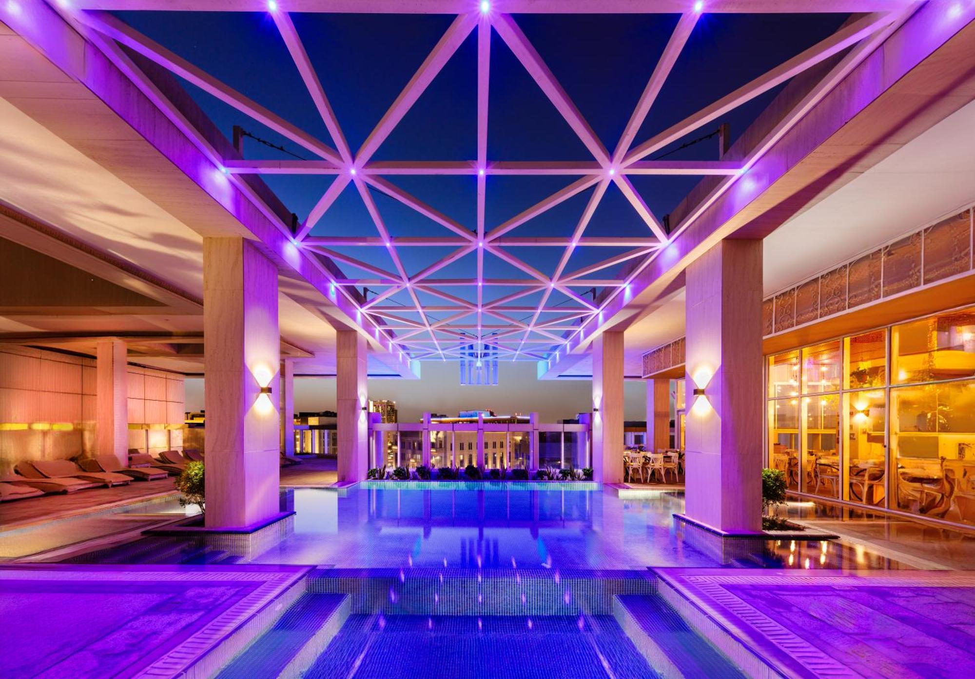 Millennium Place Doha Eksteriør bilde The hotel's lobby