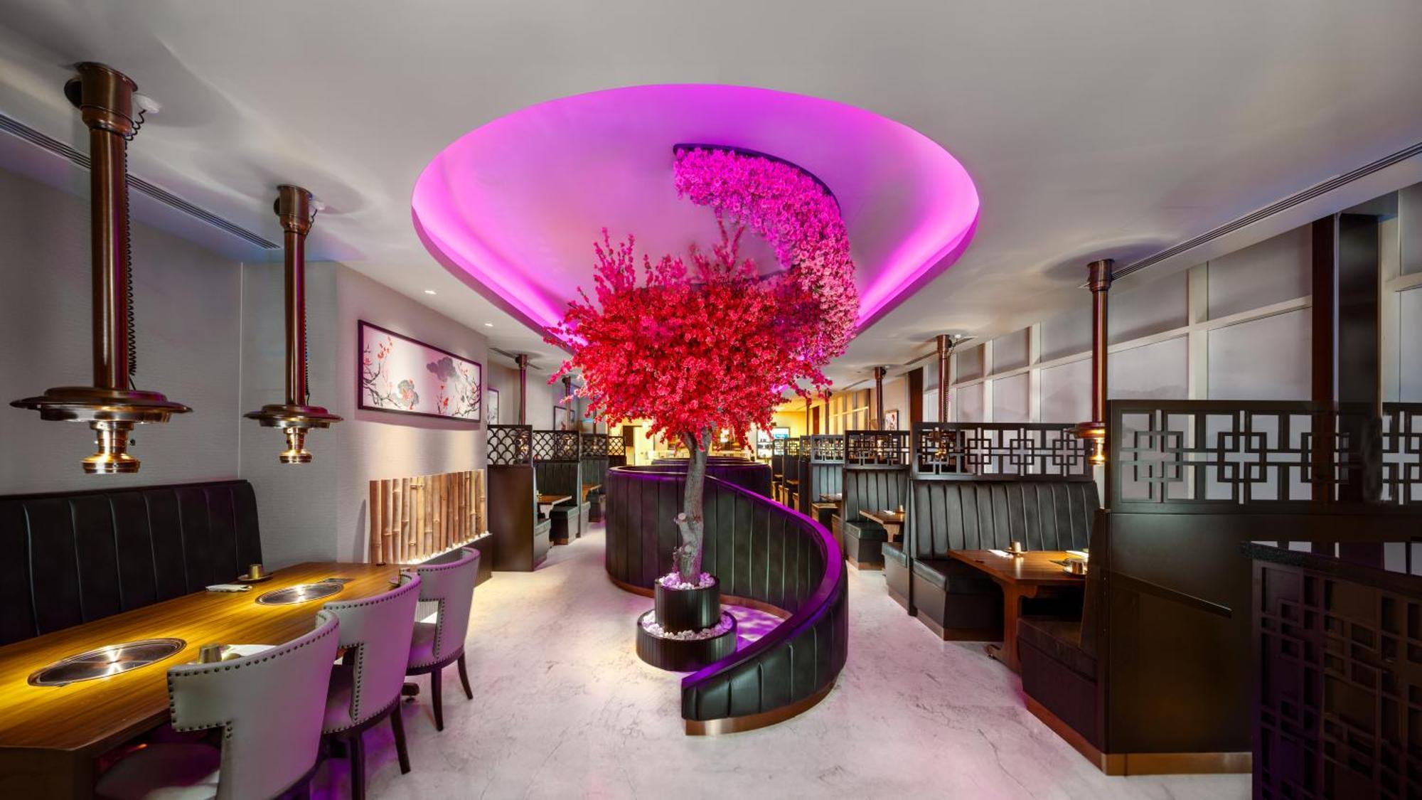 Millennium Place Doha Eksteriør bilde Interior of Buddha Bar London