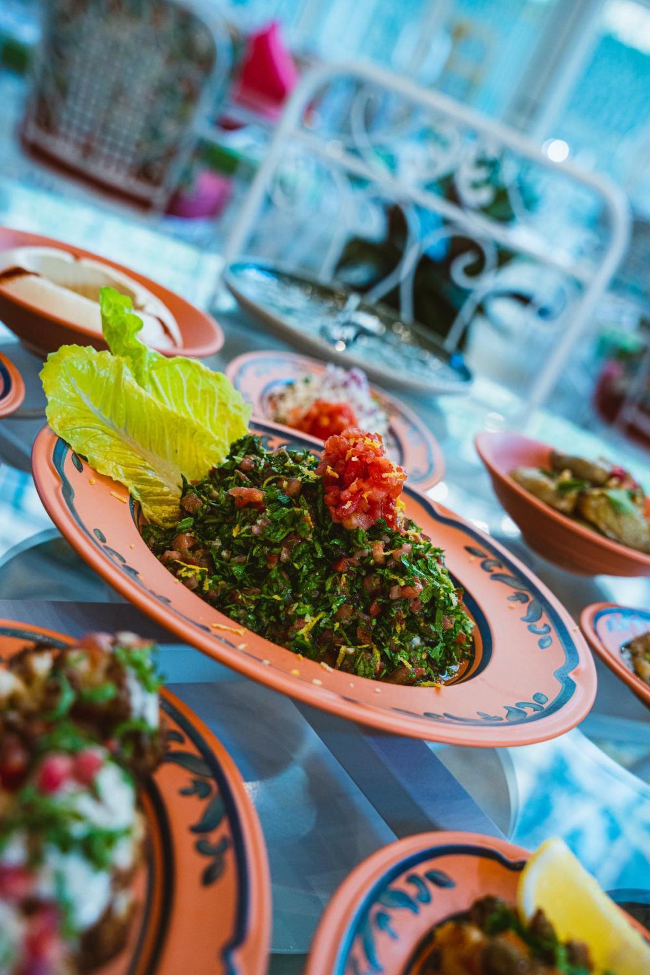 Millennium Place Doha Eksteriør bilde Tabouleh