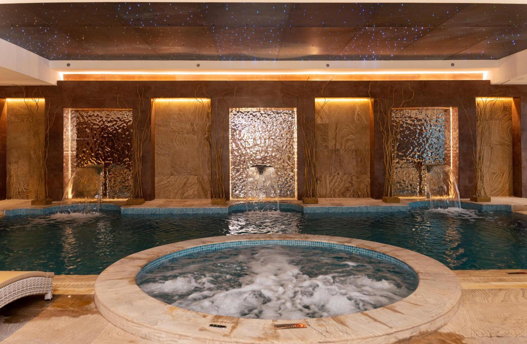 Millennium Place Doha Eksteriør bilde Spa at the Four Seasons Hotel, Cairo