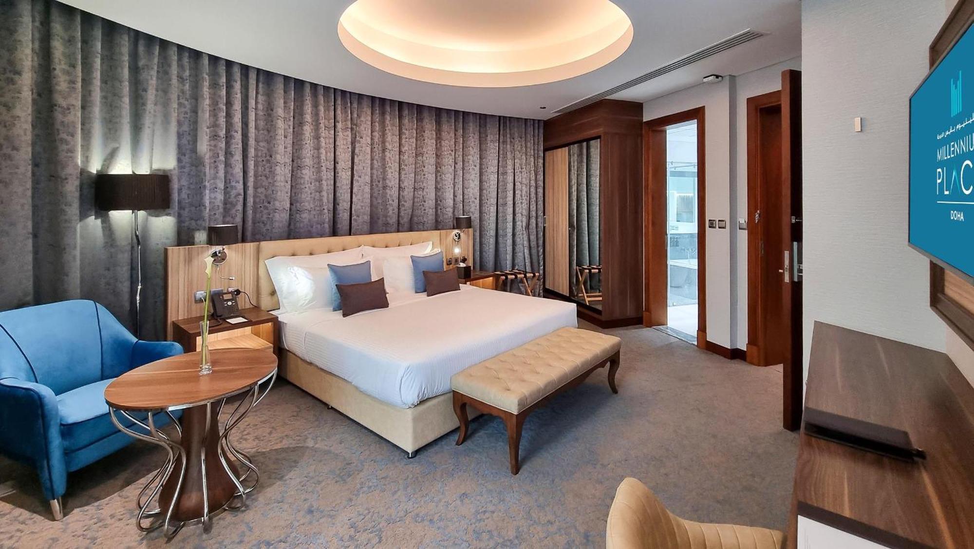 Millennium Place Doha Eksteriør bilde A bedroom at the hotel